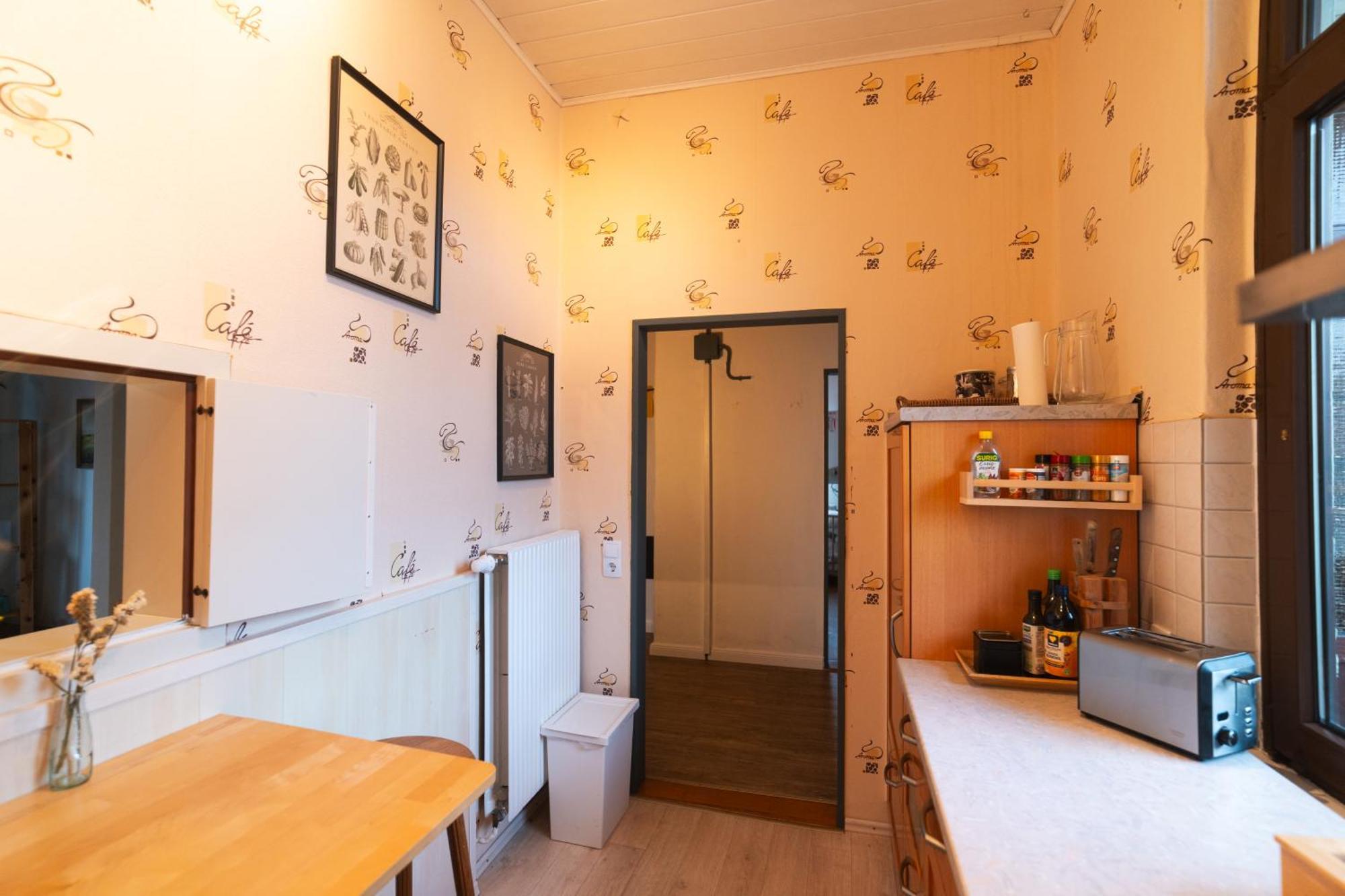 Apartment Bettchen - Helle Charmante Mit Hochebene